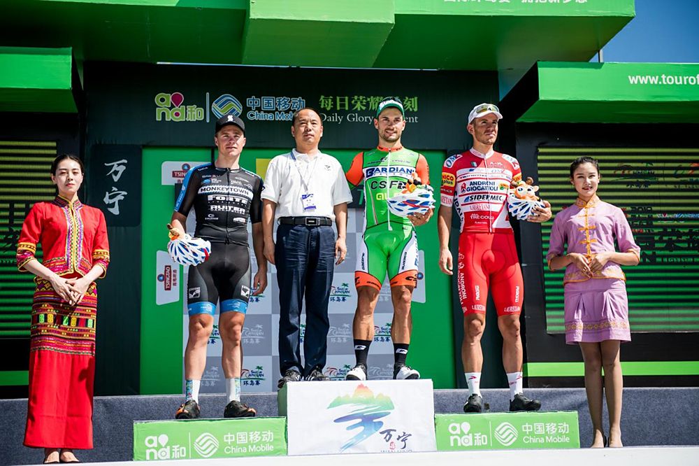 Andrea Guardini wins stage 4 at Tour of Hainan