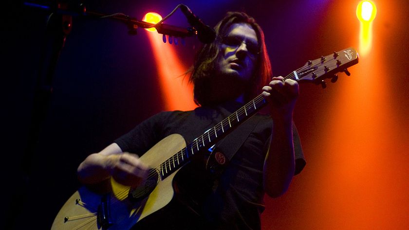 AMSTERDAM, NETHERLANDS - OCTOBER 12: Leadsinger Steven Wilson of British progressive rock band Porcupine Tree performs on stage at the Heineken Music Hall on October 12, 2009 in Amsterdam, Netherlands. (Photo by Paul Bergen/Redferns)