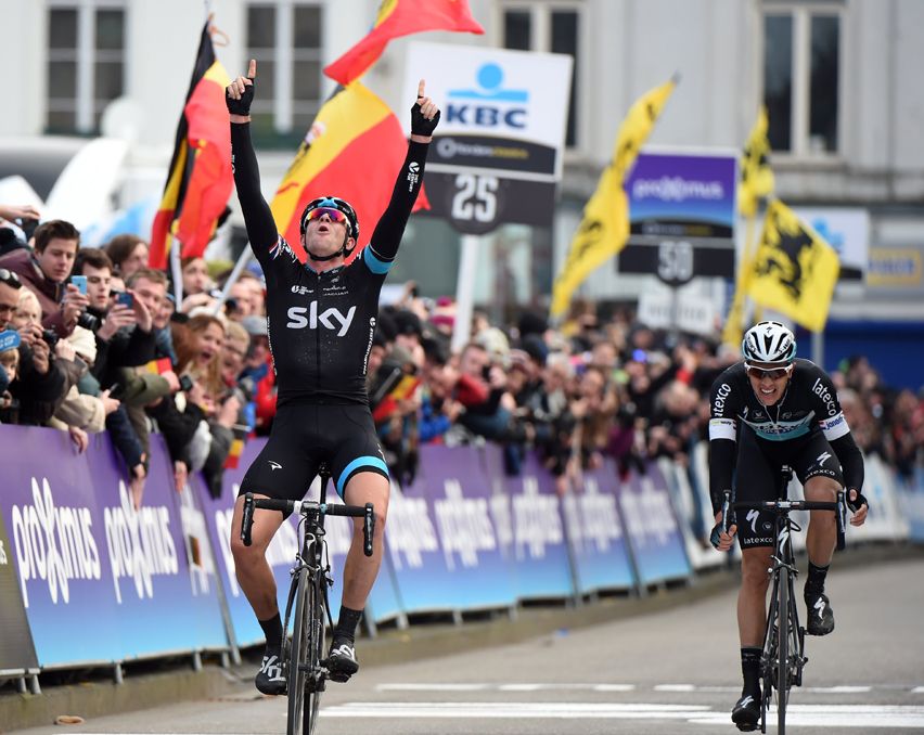 Ian Stannard (Team Sky) beats Niki Terpstra (Etixx - Quick Step)