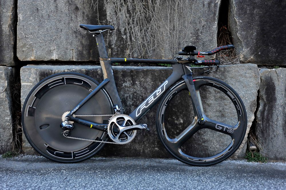 The teams TT speed machine by FELT.