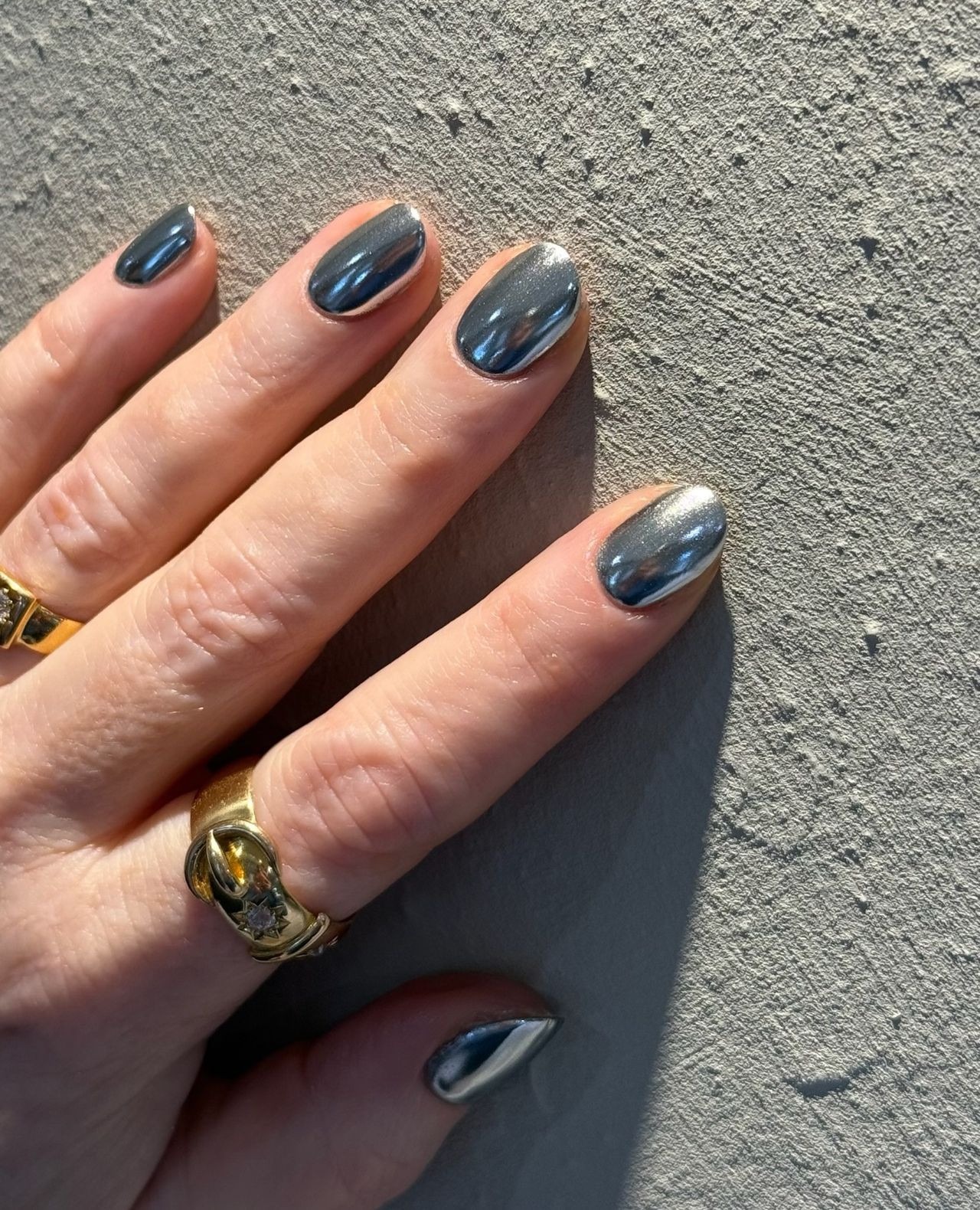 Steel finish simple nail design