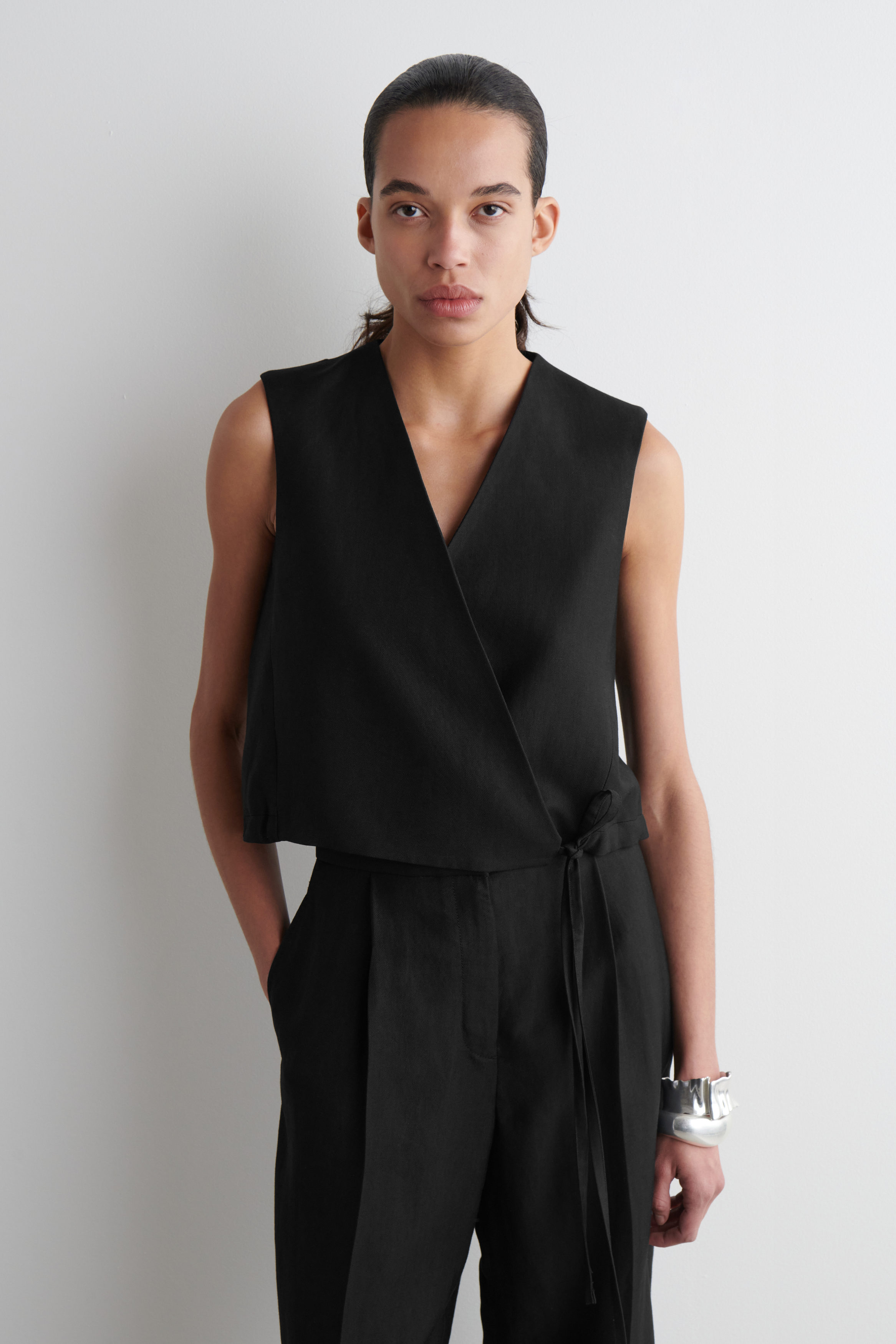 Tie-Detail Linen-Blend Wrap Waistcoat