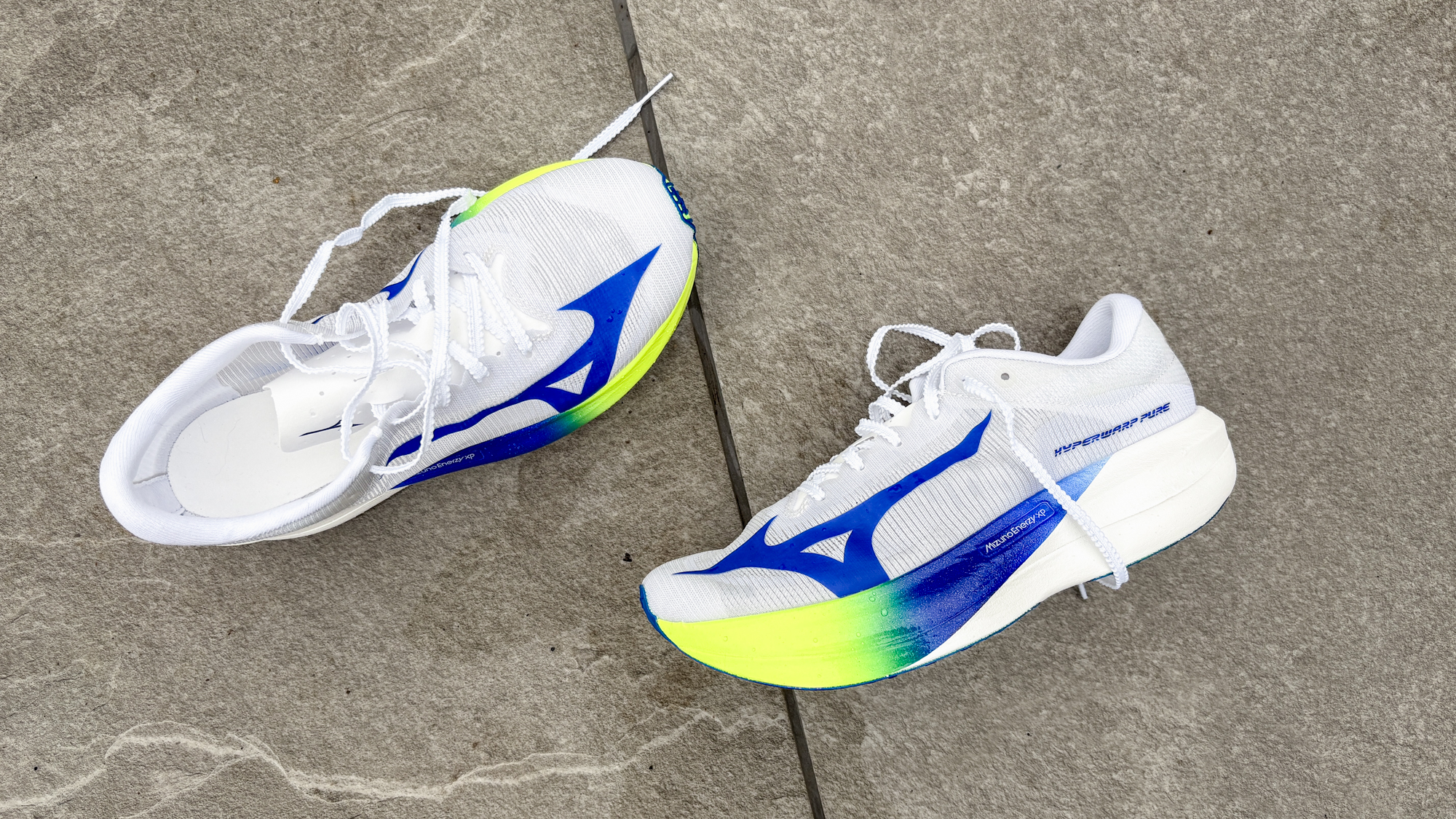 Mizuno Hyperwarp Pure