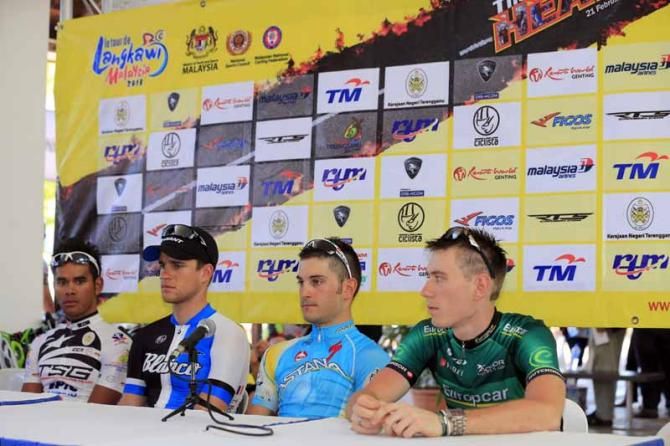 Harrif Mohd Saleh (Teregganau Cycling Team), Theo Bos (Blanco), Andrea Guardini (Astana) and Pierre Rolland (Europcar)
