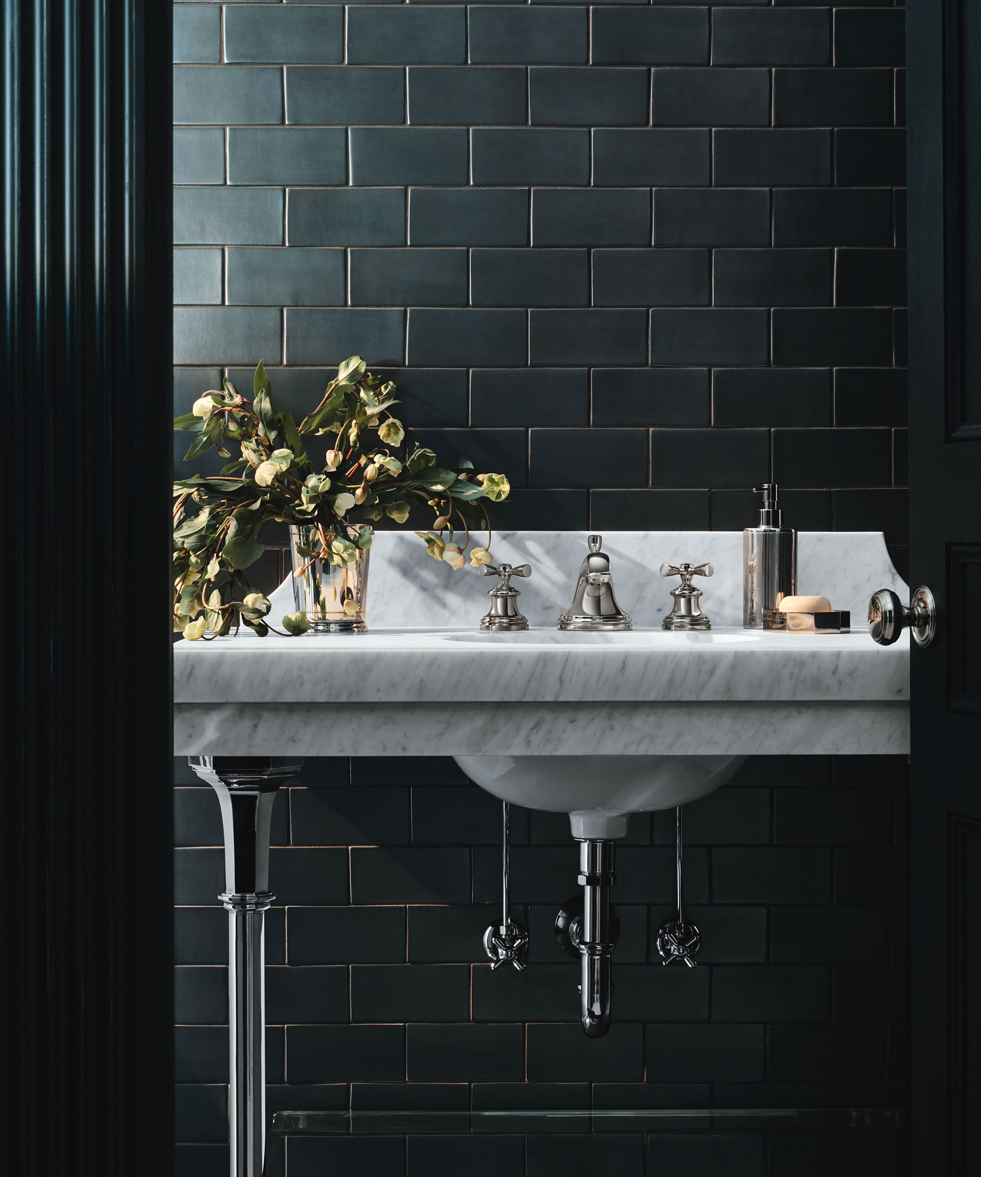 subway bathroom tile ideas with dark tile