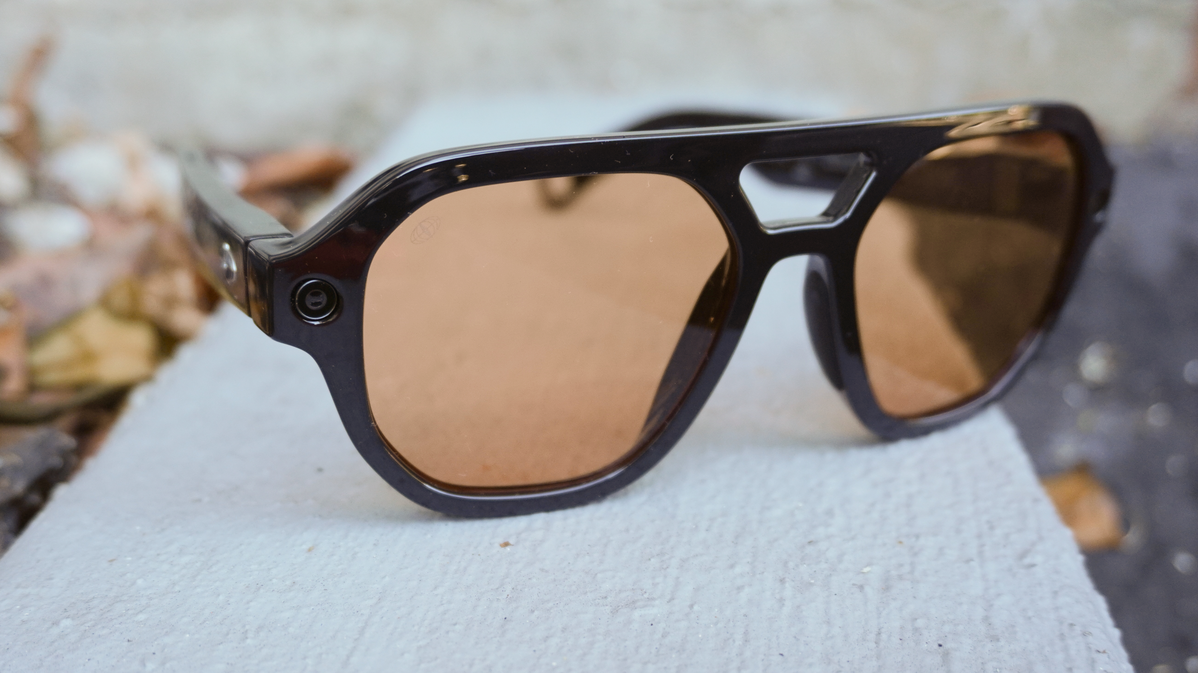 L'Atitude 52N smart glasses