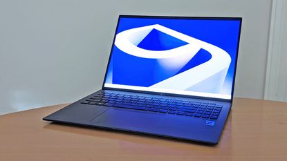 LG Gram 16 2022 model review on T3 blue background