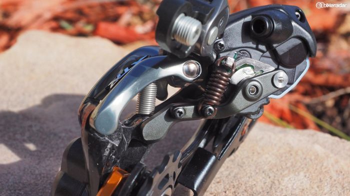 Dual return springs promise snappy shifts to smaller cogs