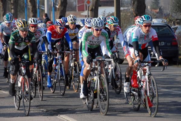 Matt Brammeier (HTC-Highroad) and Adam Blythe (Omega Phamra-Lotto) lead the peloton