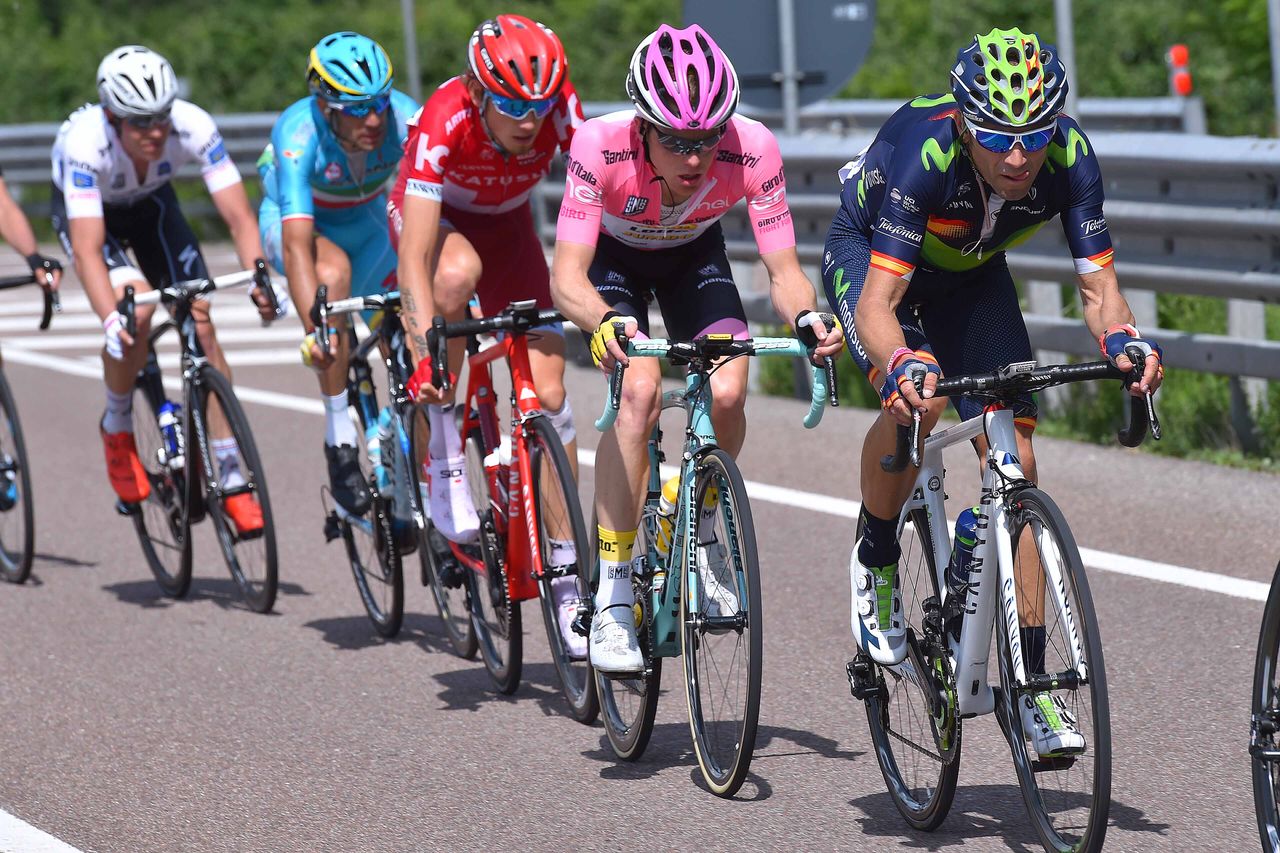 The final selection: Alejandro Valverde (Movistar), Steven Kruijswijk (LottoNl-Jumbo) and Ilnur Zakarin (Katusha) at the head of the groupt
