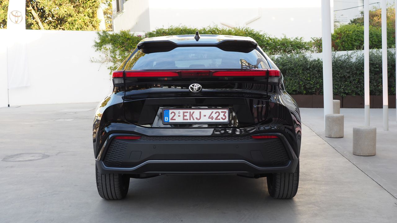 Toyota C-HR 2023