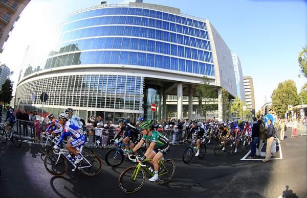 The peloton departs Milan