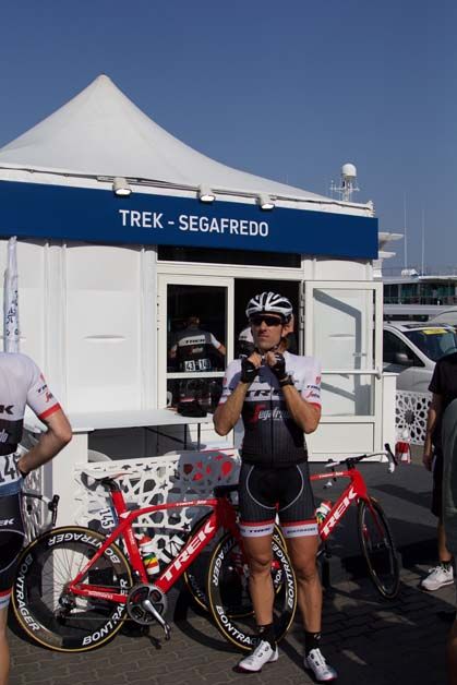 Fabian Cancellara prepares himself for the stage