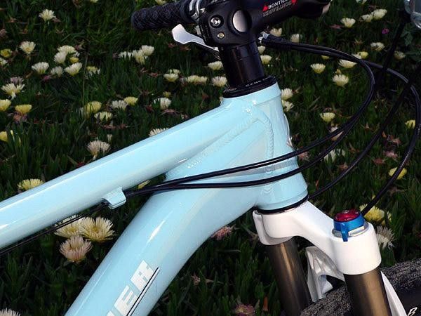 Curved down tubes offer improved front-end strength