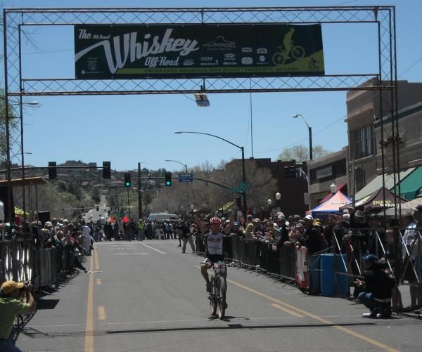 Monique (Pua) Mata (Sho-Air/Specialized) wins the women's race