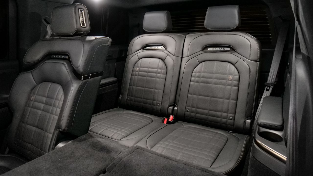 2025 Rivian R1S Tri-Motor test drive review.