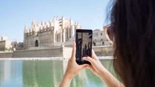 Samsung phone shooting on location