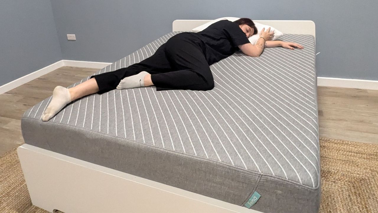 We re-test the Siena Memory Foam Mattress in the side-sleeping position