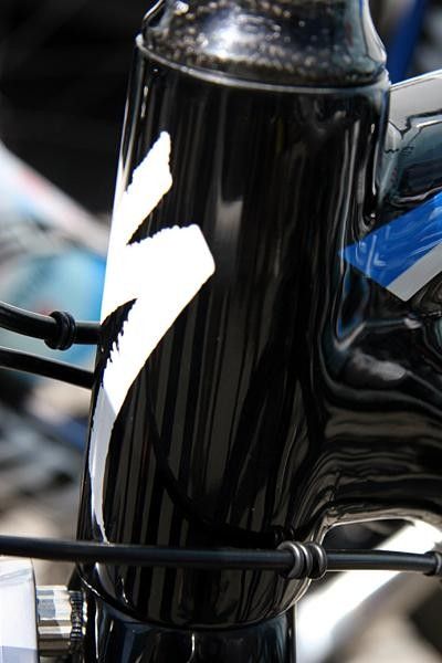 The head tube cluster of the S-Works Tarmac SL.