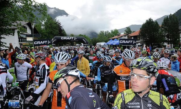 First stage leads over 97.80 km and 2,215 meters in elevation from Oberammergau, Germany, to Imst, Austria