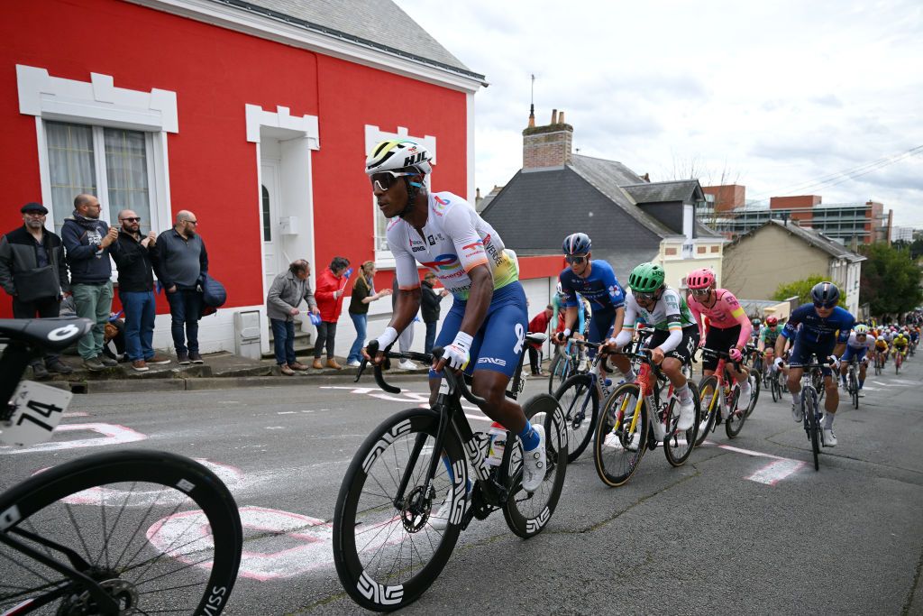 LE MANS FRANCE APRIL 05 LR Lorrenzo Manzin of France and Team TotalEnergies Samuel Watson of The United Kingdom and Team Groupama FDJ Ben Healy of Ireland and Team EF Education EasyPost Marijn van den Berg of The Netherlands and Team EF Education EasyPost and Ronan Auge of France and Team Groupama FDJ compete during the 70th Region Pays de la Loire Tour 2024 Stage 4 a 1749km stage from MarolleslesBraults to Le Mans on April 05 2024 in Le Mans France Photo by Dario BelingheriGetty Images