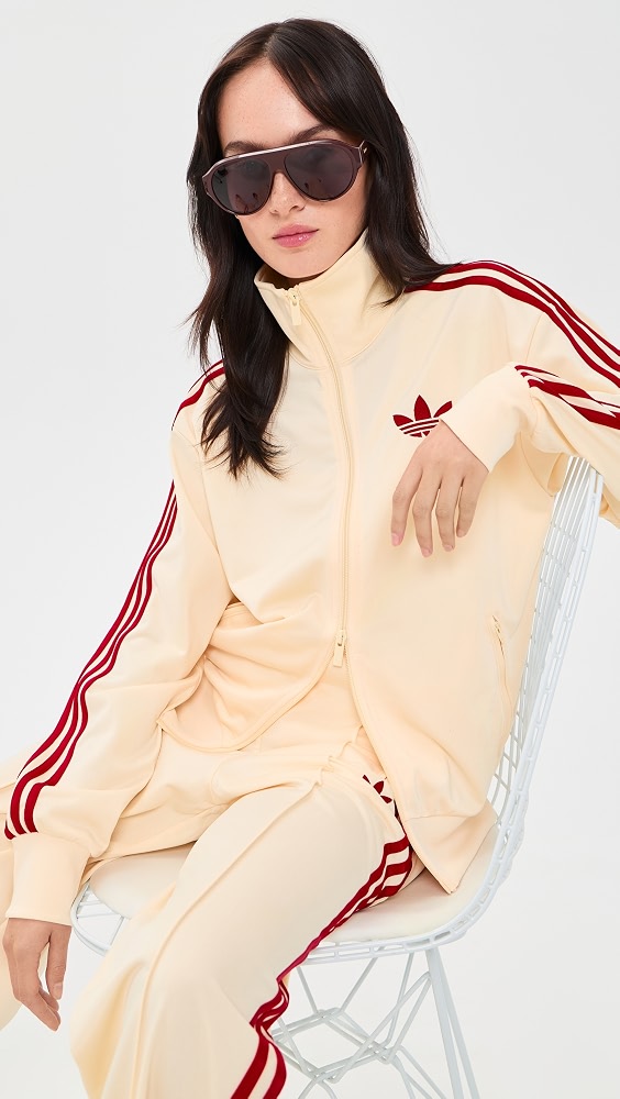 Firebird Loose Track Top - Warm Vanilla/team Victory Red