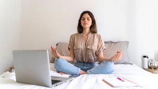 Does doing yoga in bed have any effect?