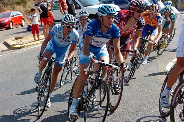Davide Rebellin (Gerolsteiner) in the points leader's jersey.