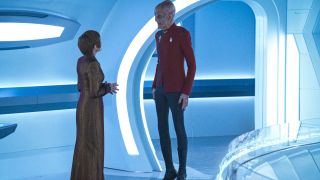 T'Rina and Saru on Star Trek: Discovery