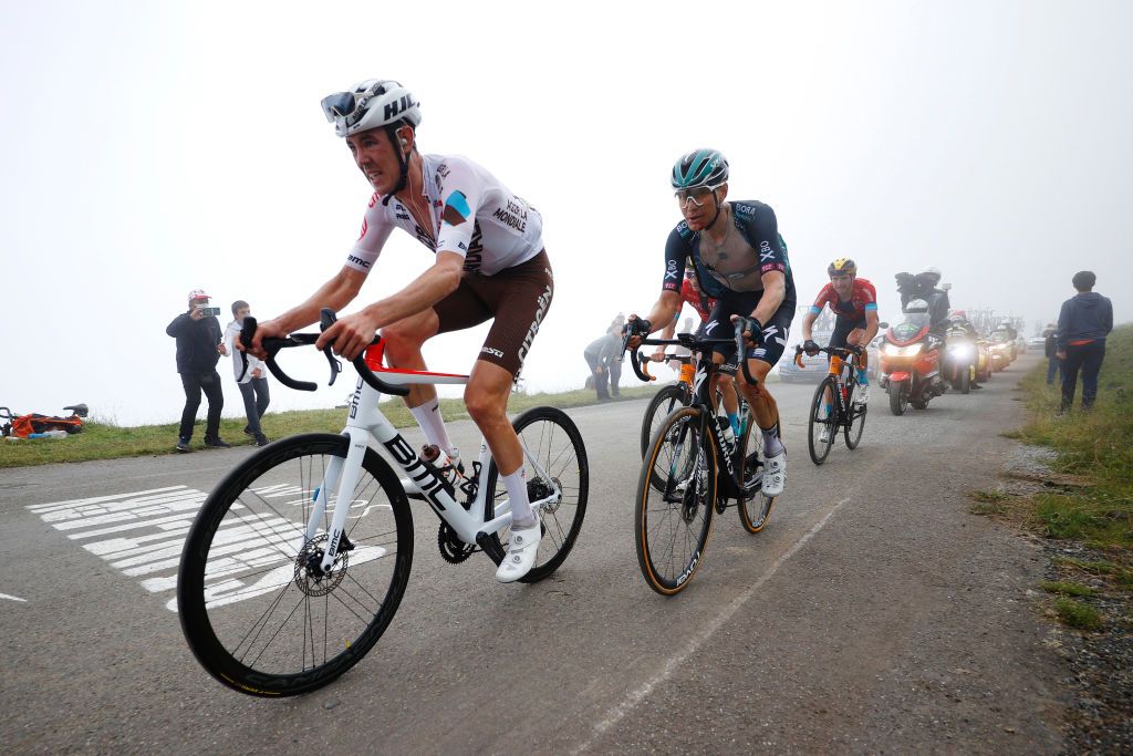 Ben O&#039;Connor on the final climb of stage 17 of the 2021 Tour de France