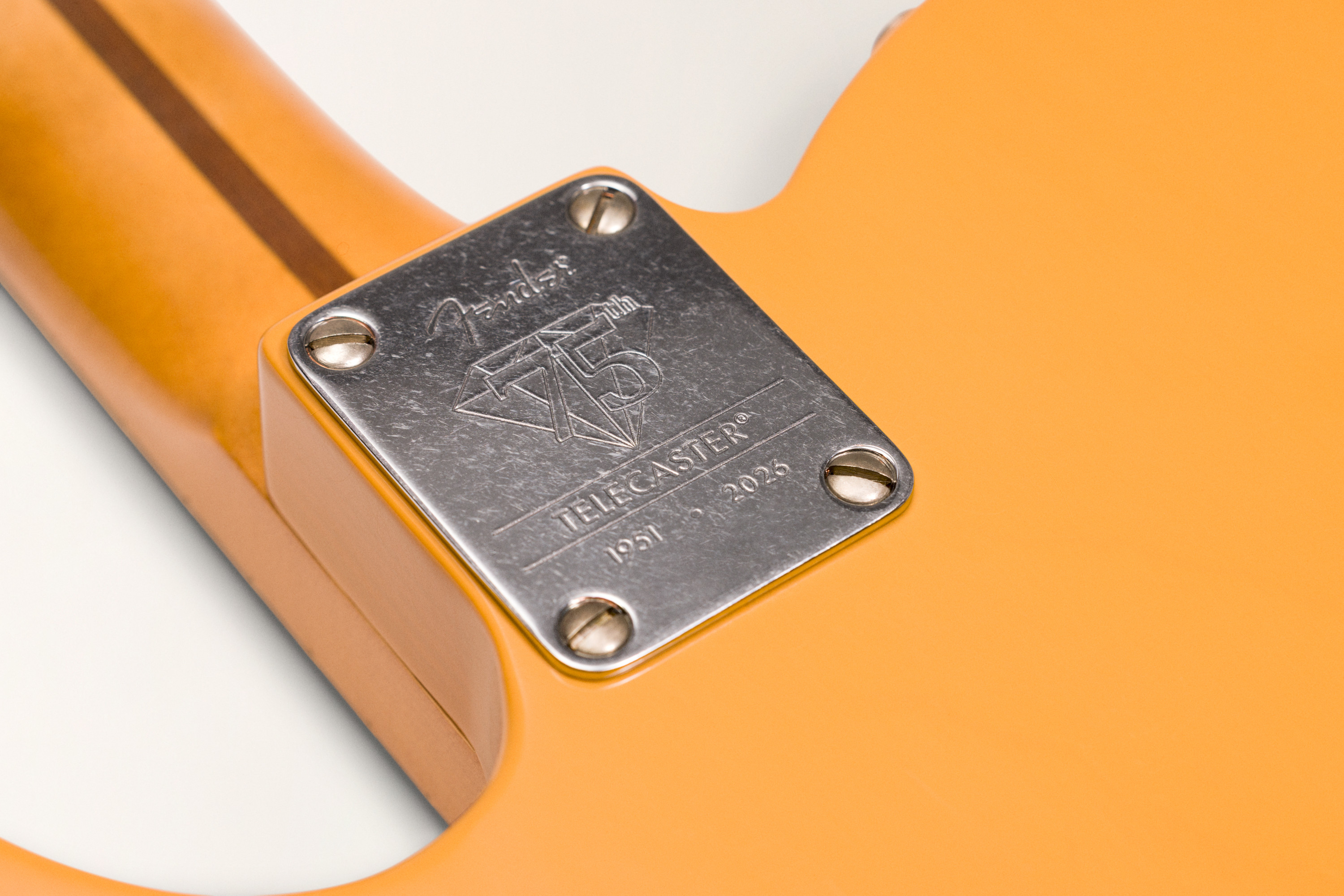 Details of the 75th Anniversary Vintera II Road Worn 1951 Telecaster in Butterscotch Blonde