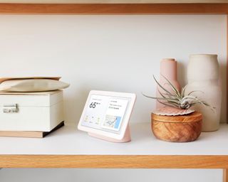Google Nest Hub Max smart speaker with display
