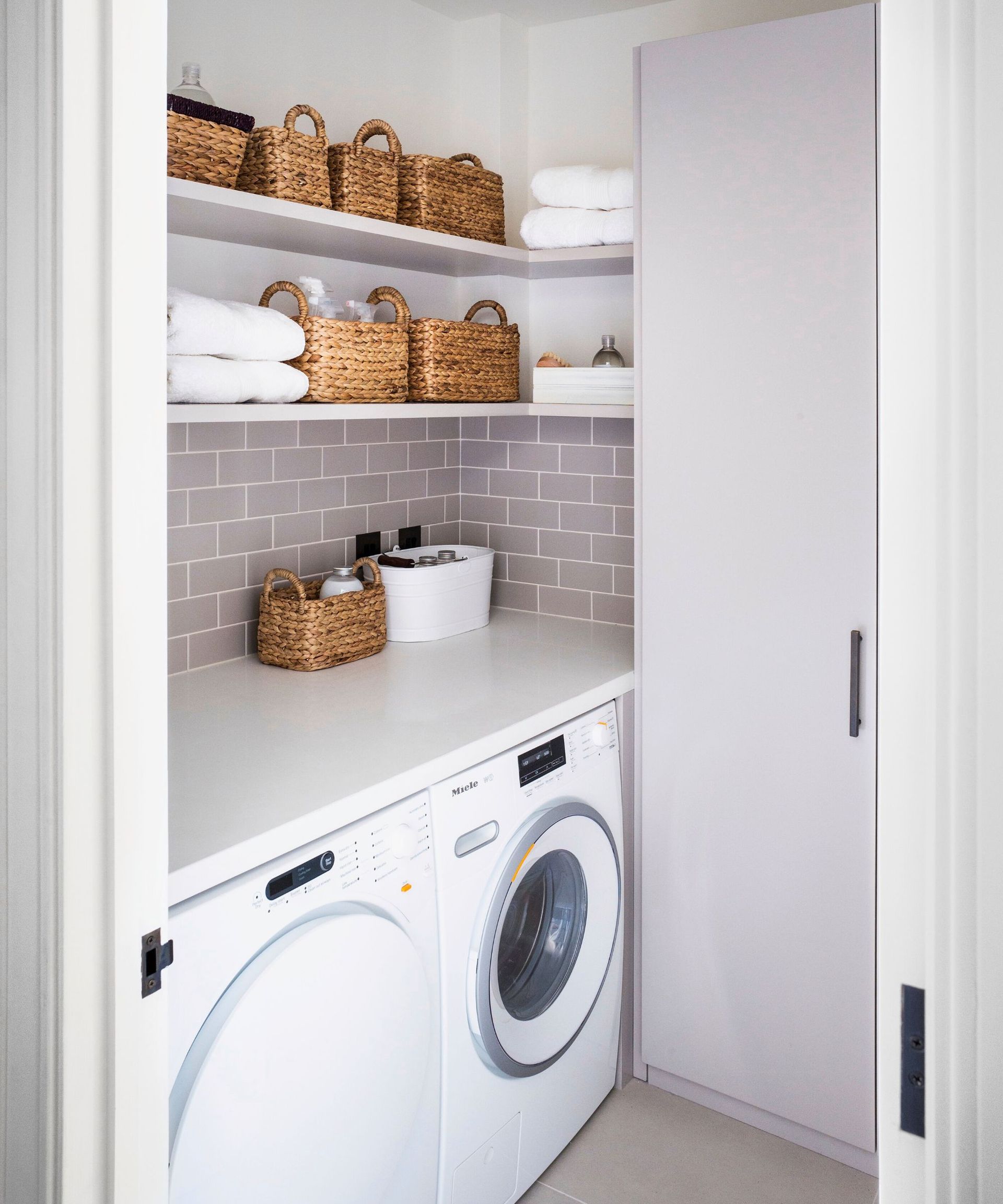 Utility, washmacine and spin dryer