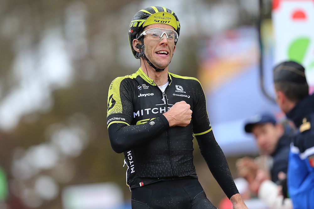 Simon Yates wins stage 7 at Paris-Nice