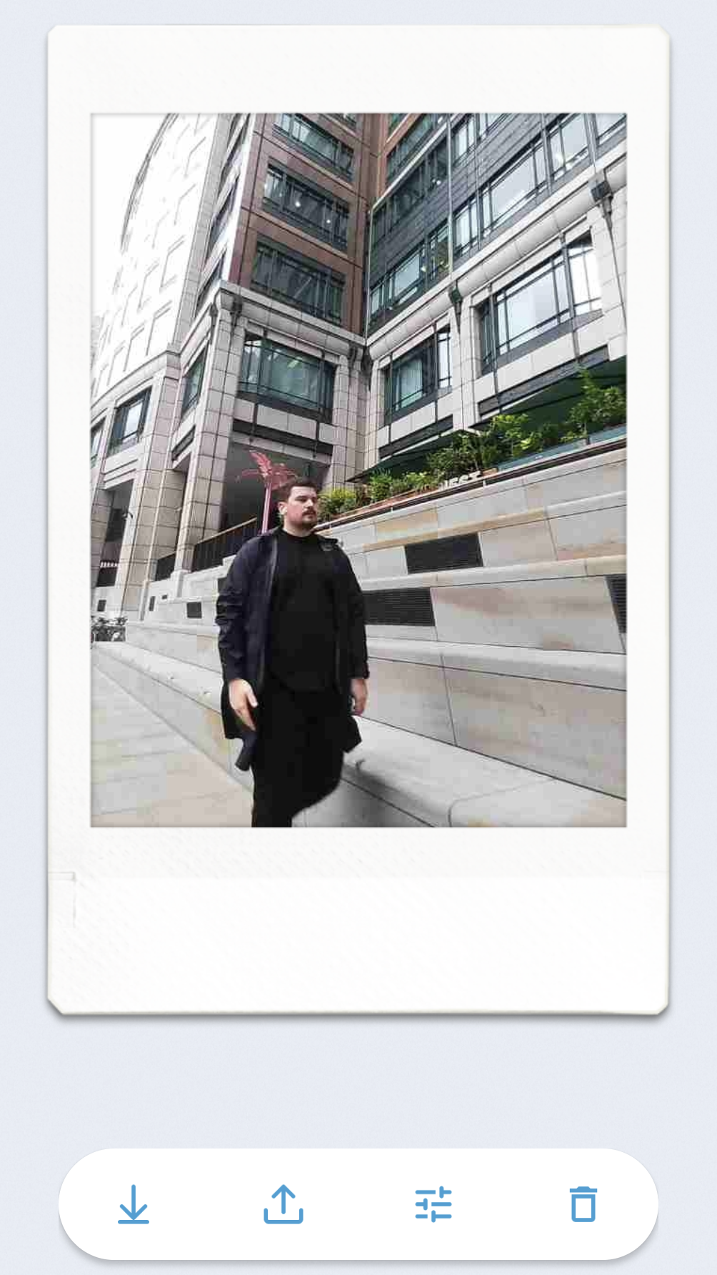 Fujifilm Instax Pall app screenshot of London street photo