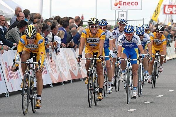 AG2R and Scott came to the finish two minutes behind the leaders.