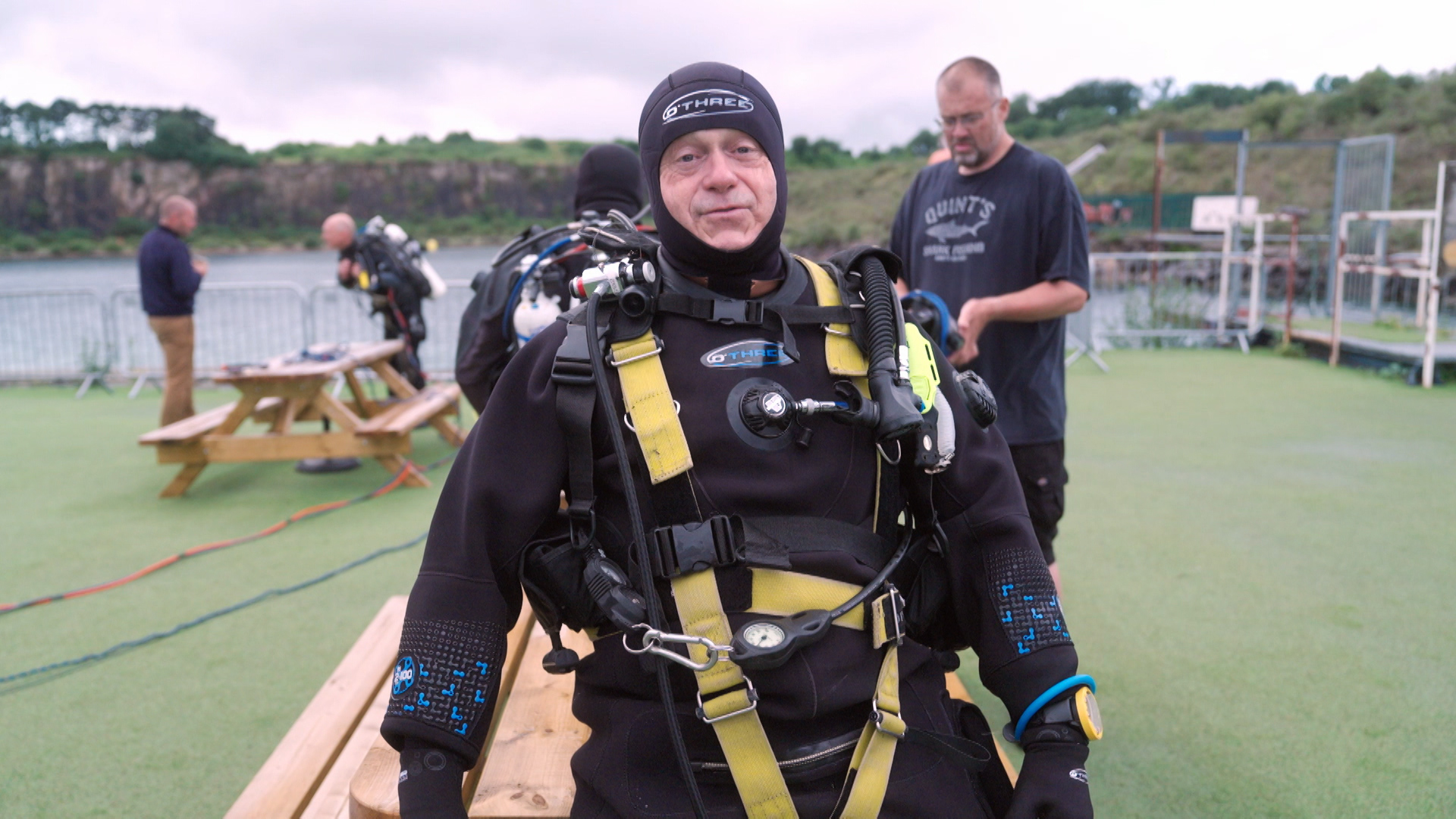 Tv tonight Ross Kemp stars.