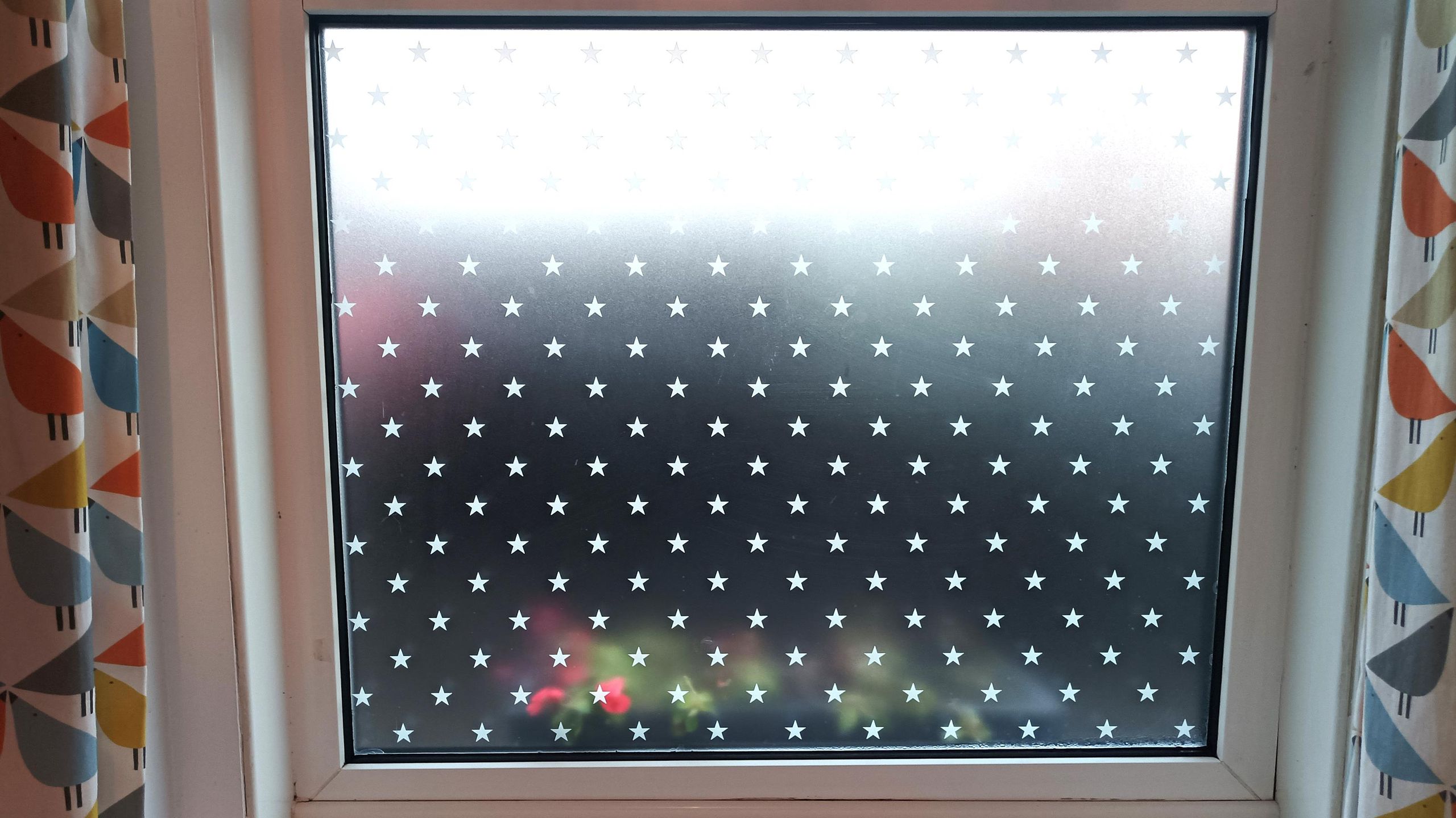 installing-window-film-a-quick-easy-way-to-add-privacy-homebuilding