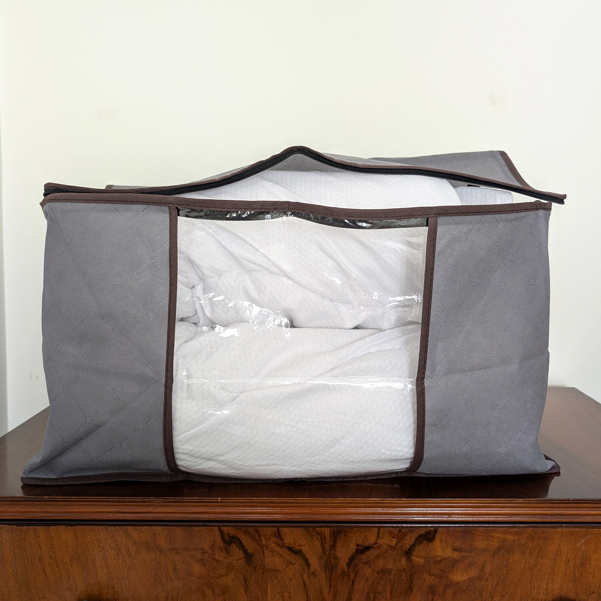 A bedding organiser