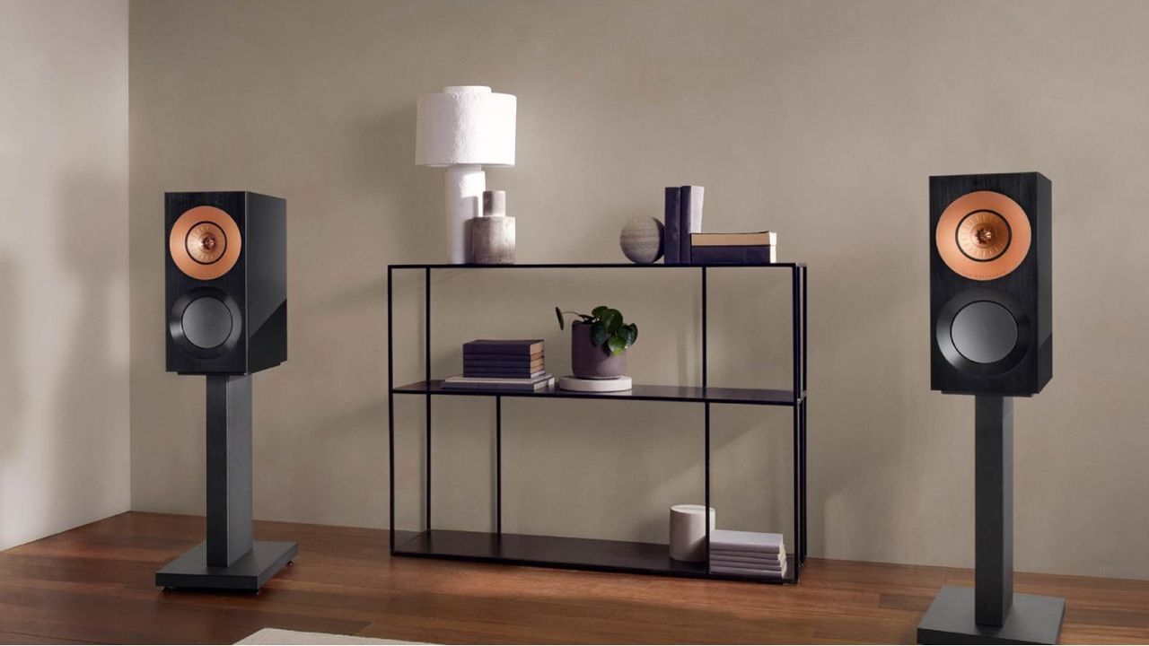 KEF Reference 1 Meta in black lifestyle