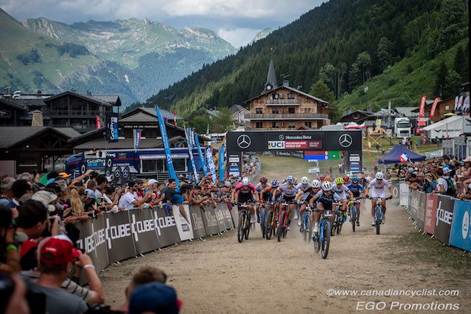 The start of the women's race