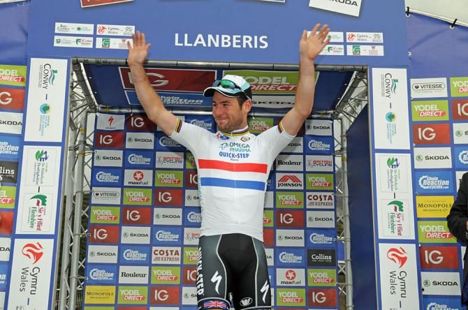 Stage winner Mark Cavendish on the podium