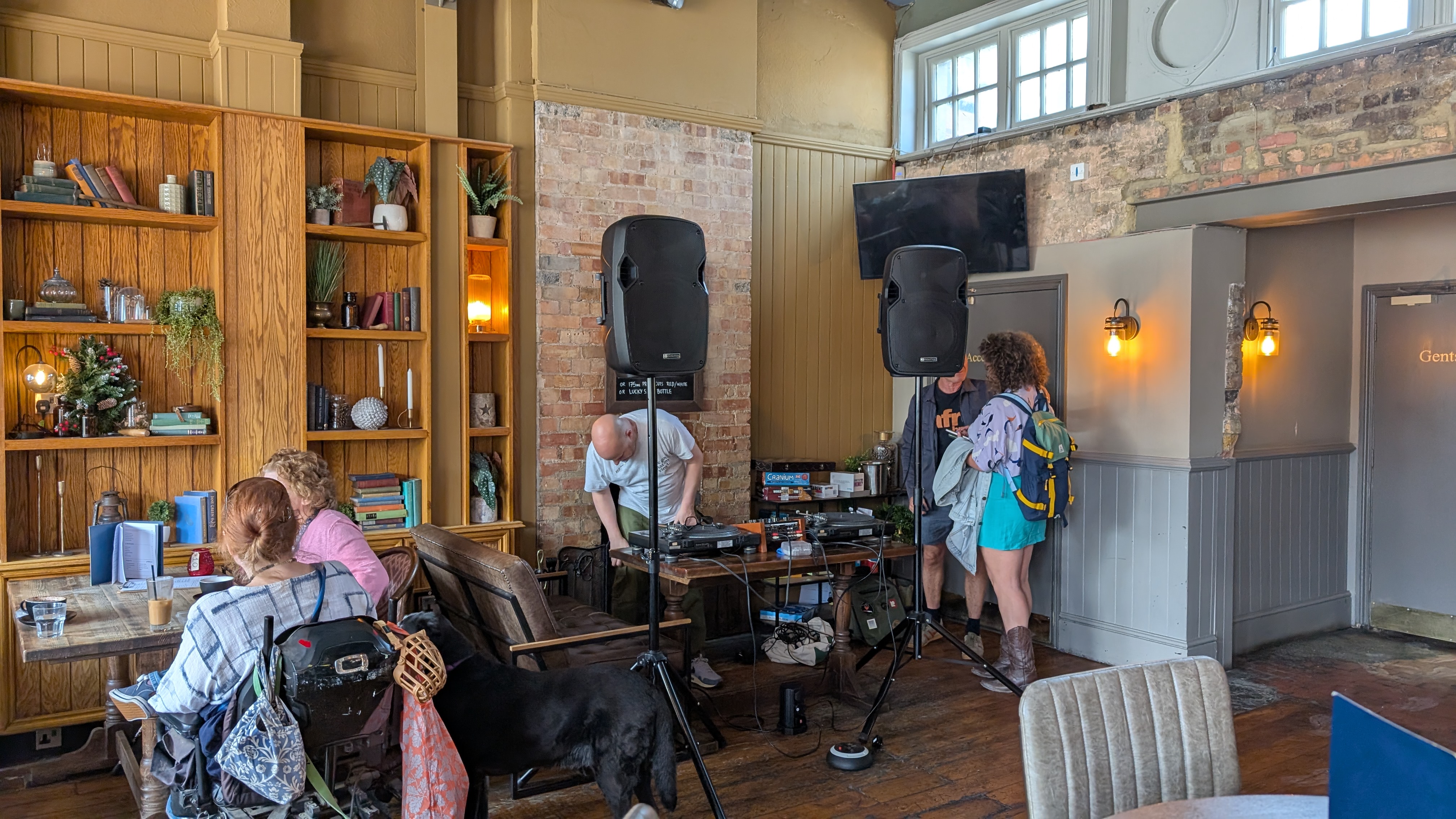 Forest Tavern pop up vinyl shop