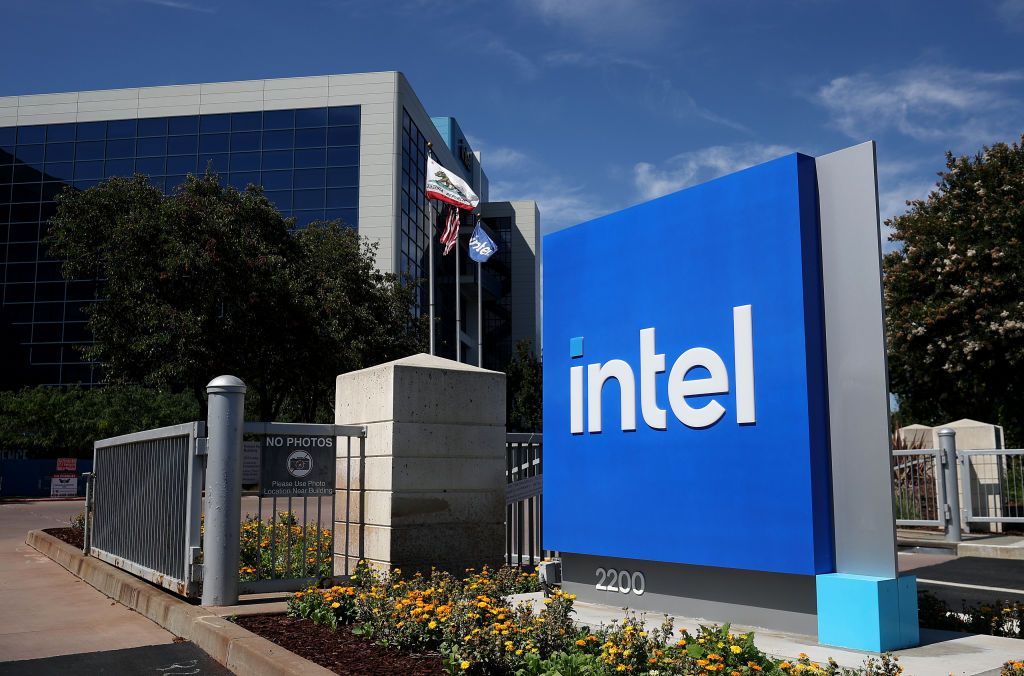 an Intel sign posted in front of the company&#039;s headquarters in Santa Clara, California