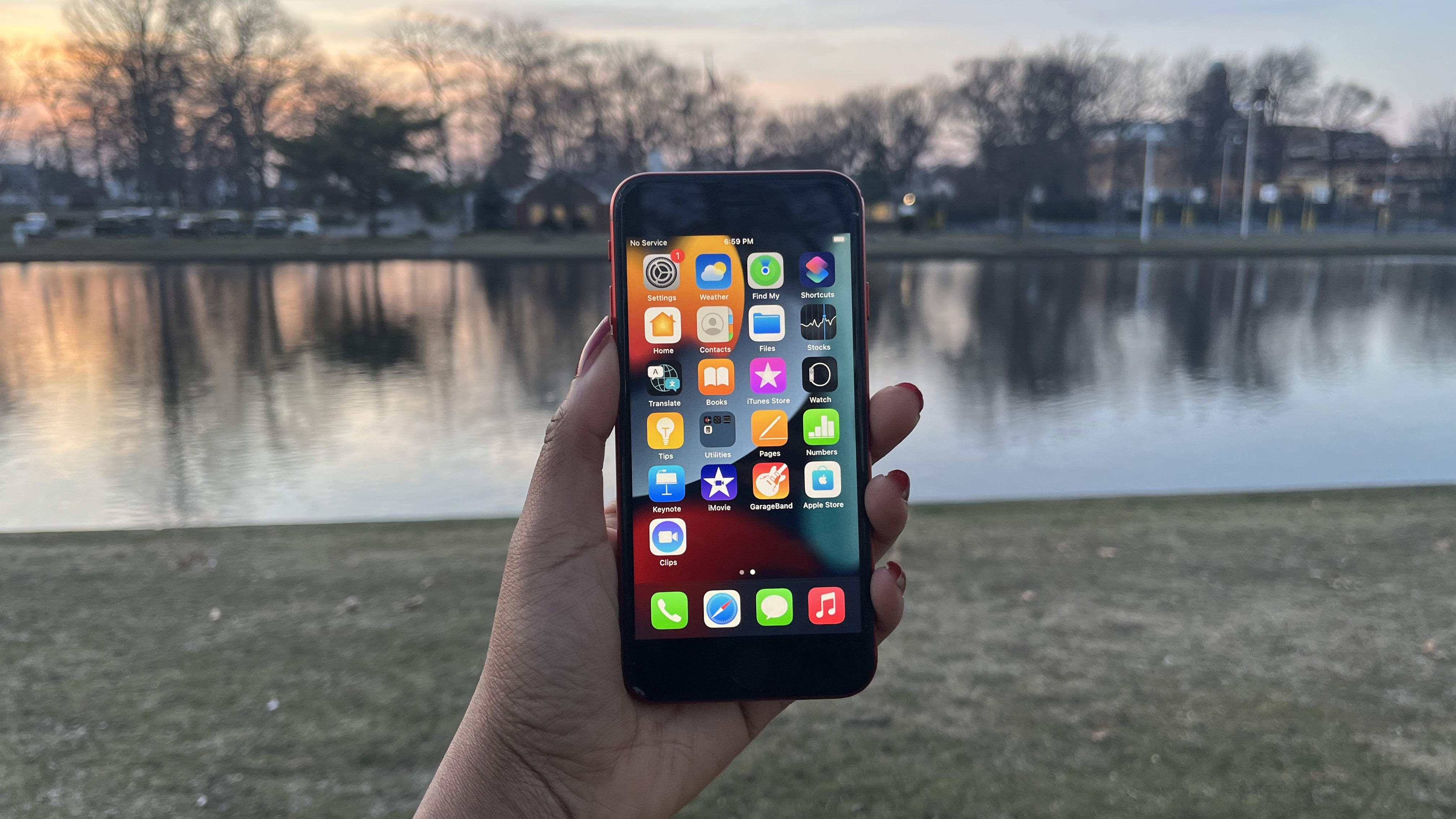 Apple iPhone SE 3 (2022) review: One foot in the past