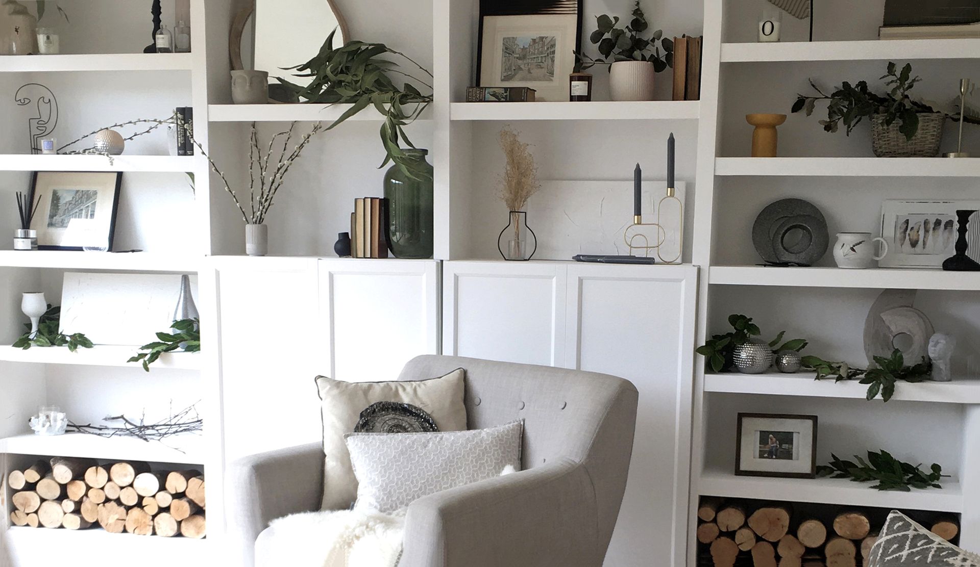 Image showcasing This IKEA BILLY hack brings a hint of Scandinavia to a living room ...