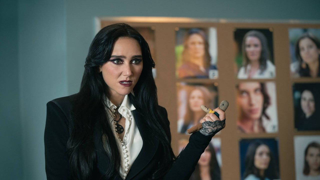  Twisted Metal showrunner confirms introduction of fan-favorite character in season 2, as he teases game-accurate deep dive for She-Hulk standout's new Raven for hardcore fans 