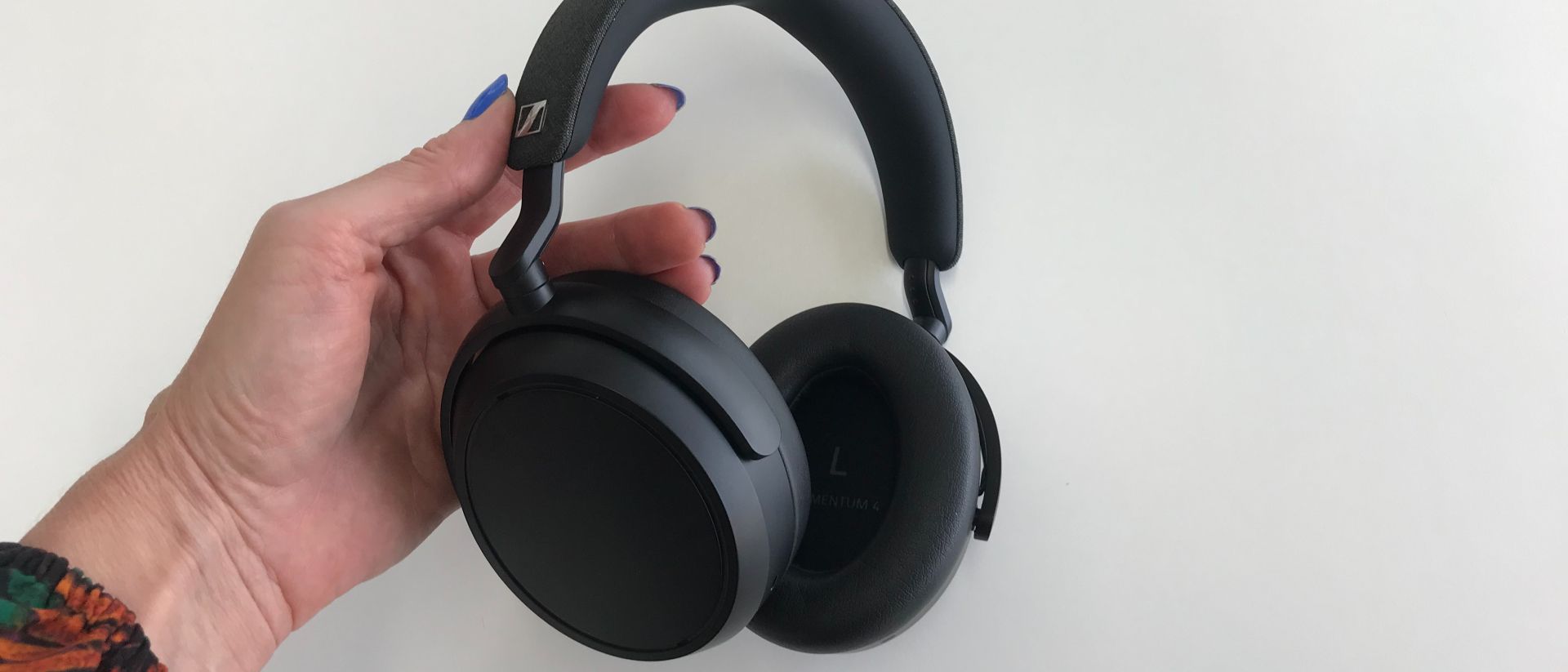 ゼンハイザー sennheiser MOMENTUM 4 Wireless MOMENTUM 4 Wireless | Sennheiser Canada