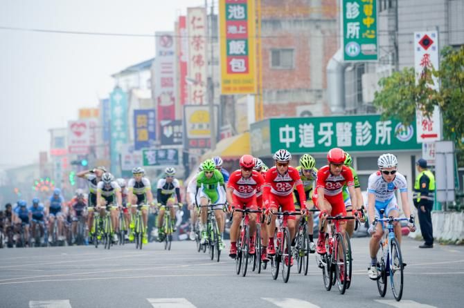 Drapac in control