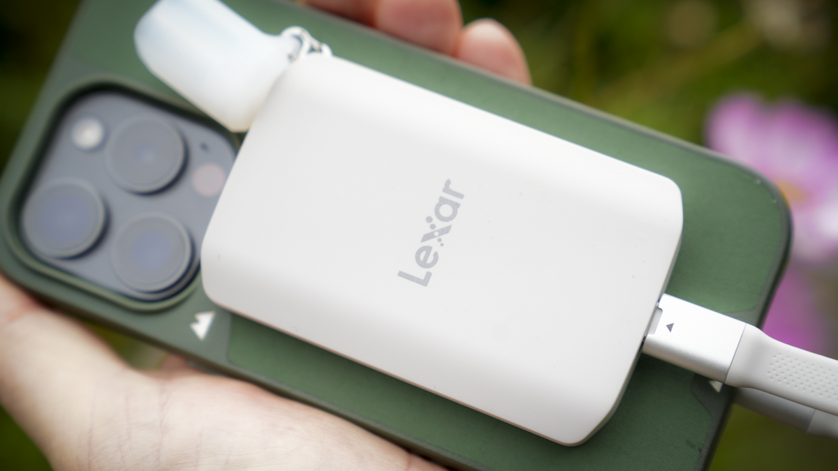 Lexar ES5 Magnetic Portable SSD